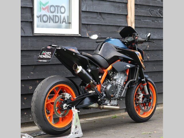 ktm - 890-duke-r