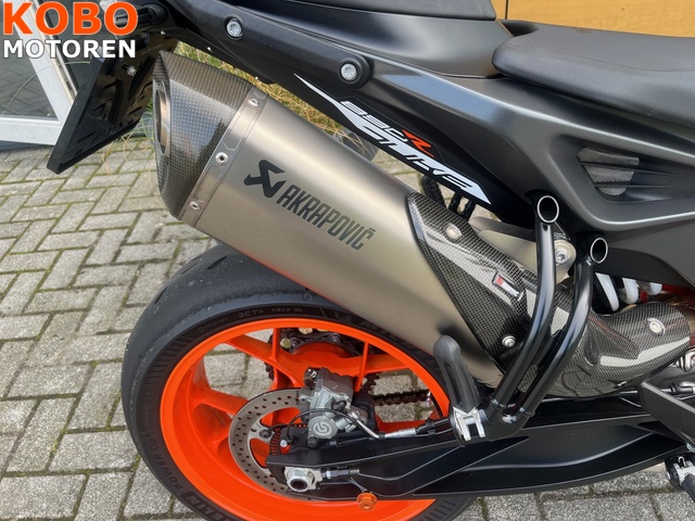 ktm - 890-duke-r