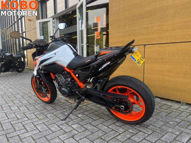 ktm - 890-duke-r