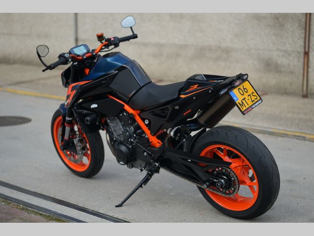 ktm - 890-duke-r