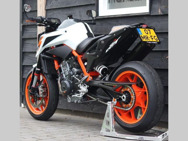 ktm - 890-duke-r