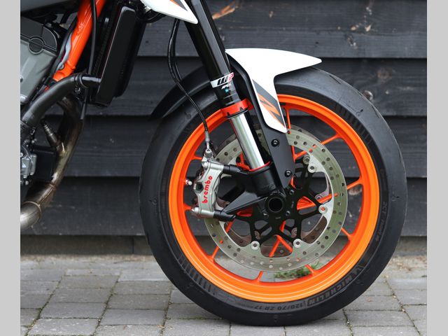 ktm - 890-duke-r