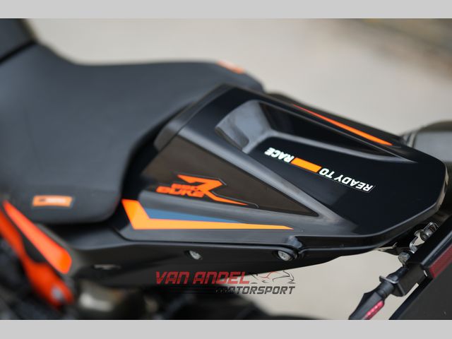 ktm - 890-duke-r