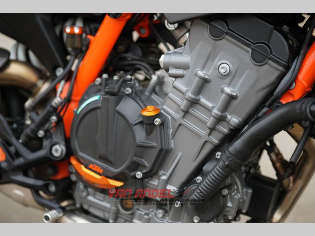 ktm - 890-duke-r