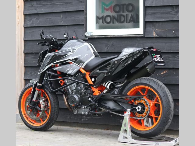 ktm - 890-duke-r