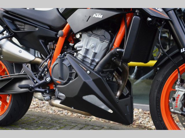 ktm - 890-duke-r