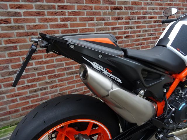 ktm - 890-duke-r