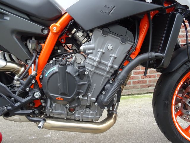 ktm - 890-duke-r