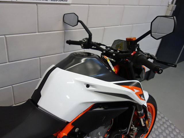 ktm - 890-duke-r