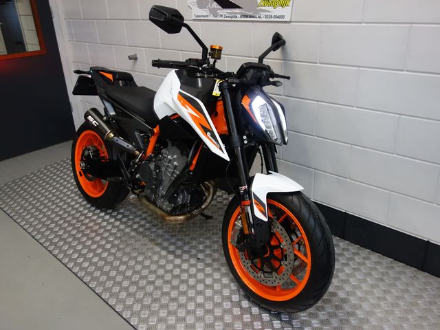 ktm - 890-duke-r