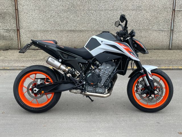 ktm - 890-duke-r