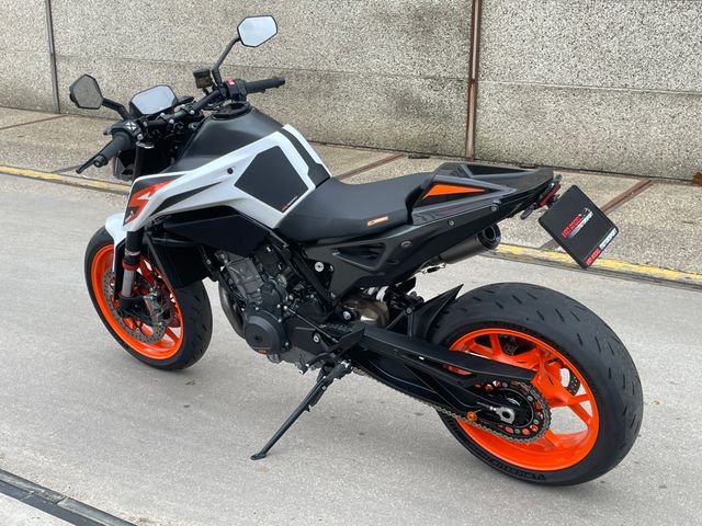 ktm - 890-duke-r