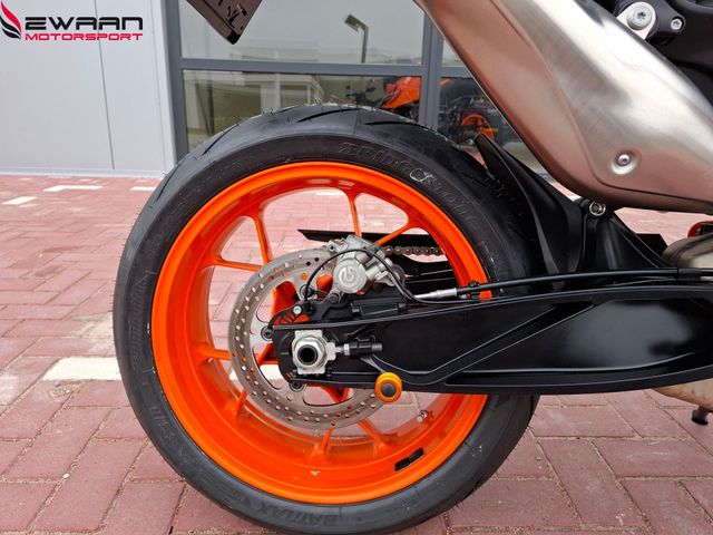 ktm - 890-duke-r