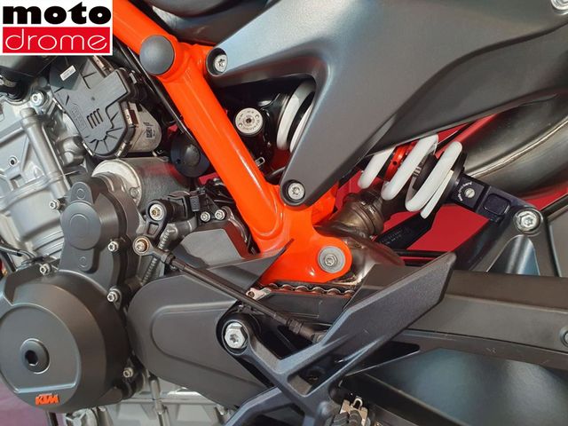 ktm - 890-duke-r