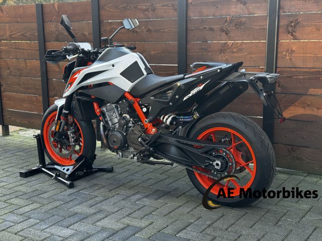 ktm - 890-duke-r