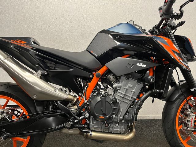 ktm - 890-duke-r