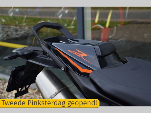 ktm - 890-duke-r