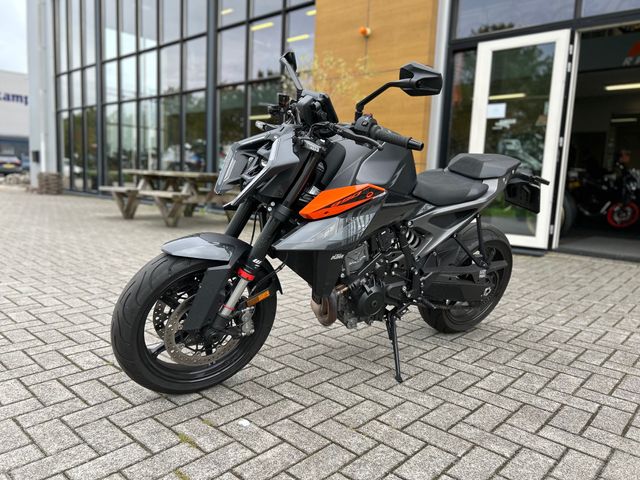 ktm - 990-duke