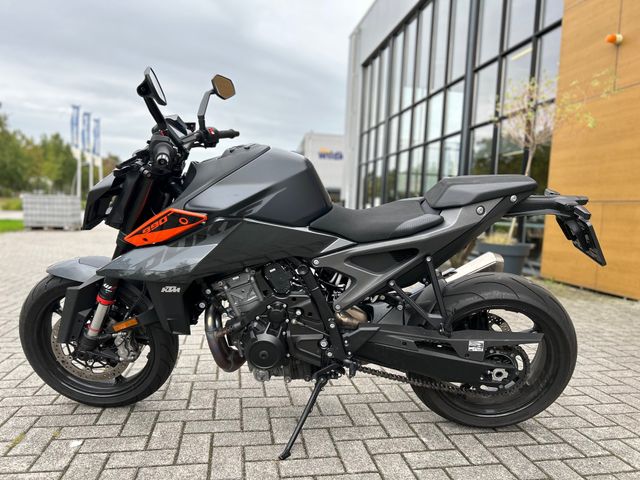 ktm - 990-duke