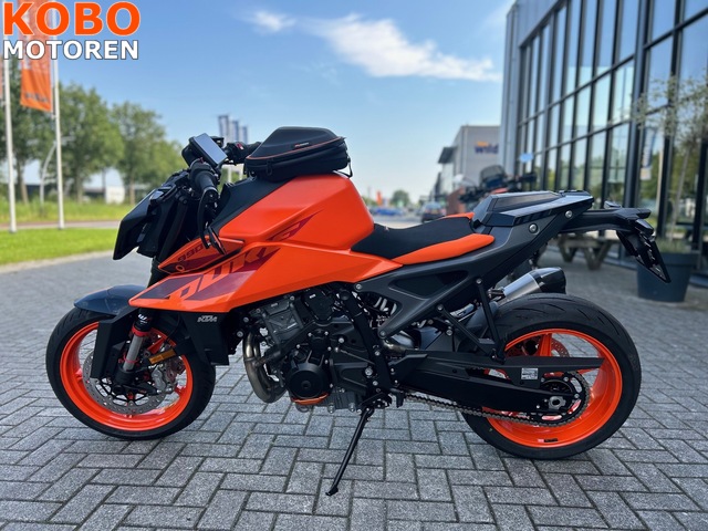 ktm - 990-duke