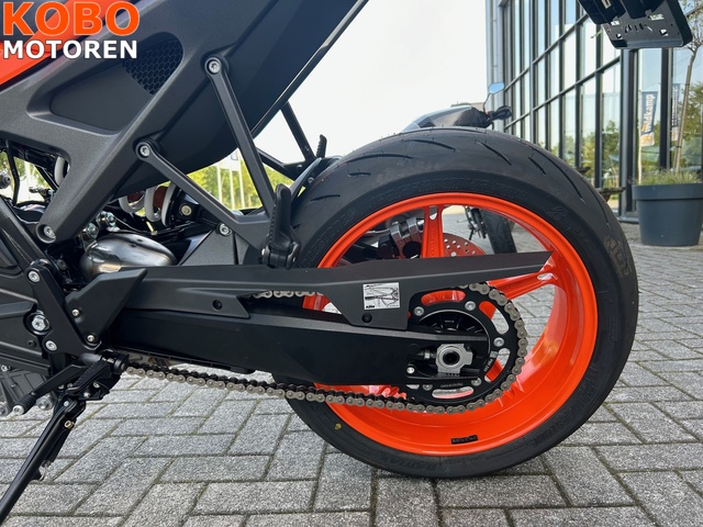 ktm - 990-duke