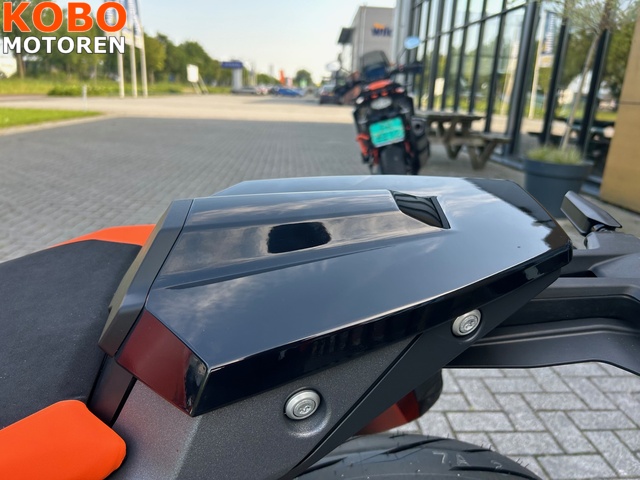 ktm - 990-duke