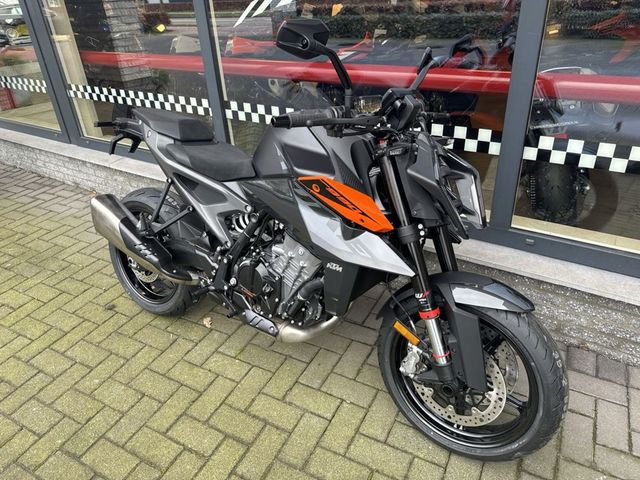 ktm - 990-duke