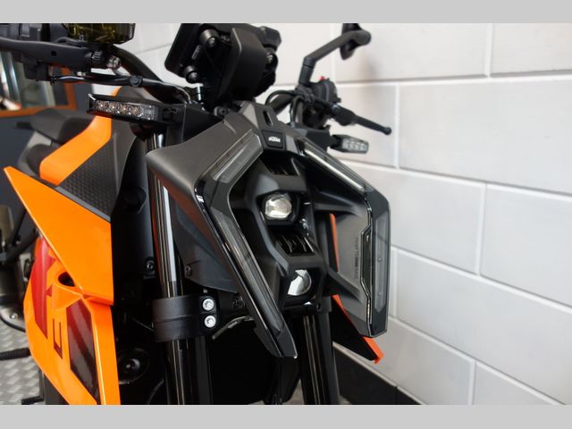 ktm - 990-duke