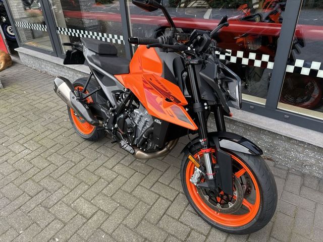 ktm - 990-duke