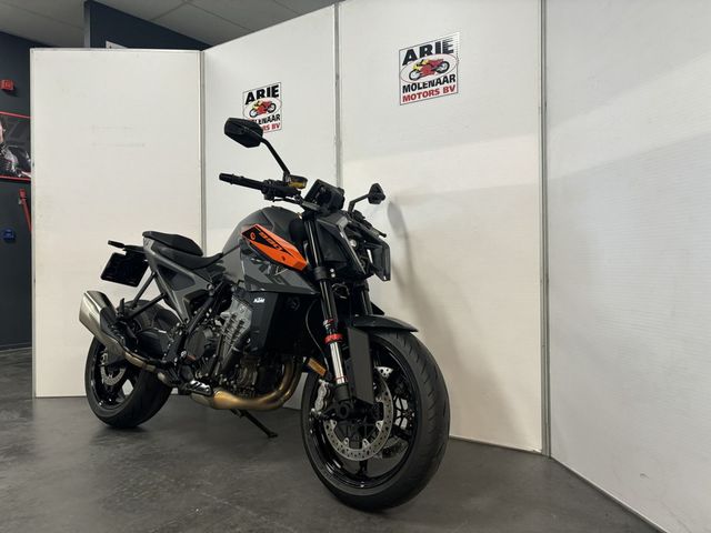 ktm - 990-duke