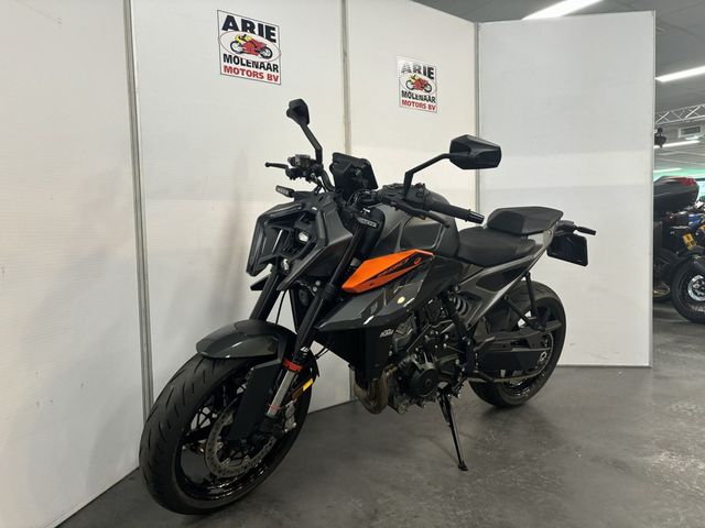 ktm - 990-duke