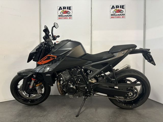 ktm - 990-duke