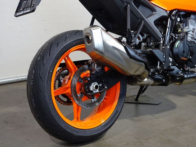 ktm - 990-duke