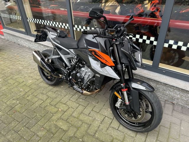 ktm - 990-duke