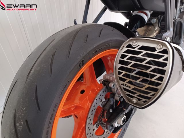 ktm - 990-duke