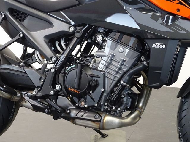 ktm - 990-duke