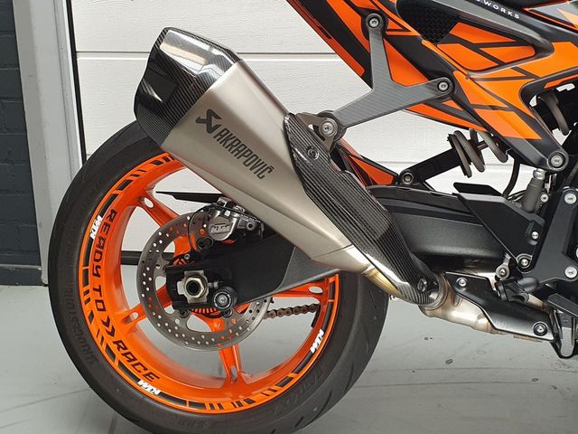 ktm - 990-duke
