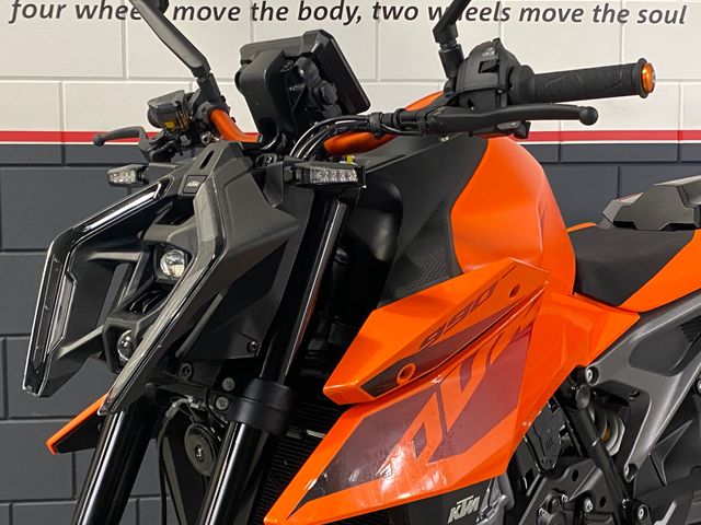 ktm - 990-duke