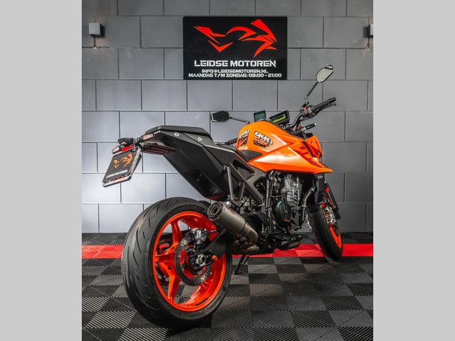 ktm - 990-duke