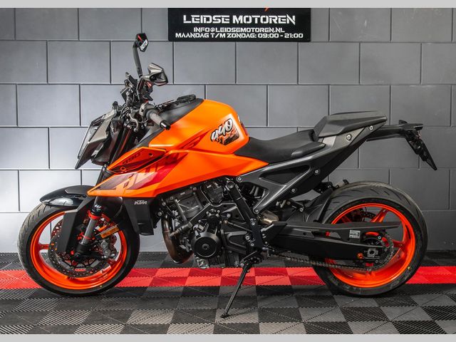 ktm - 990-duke