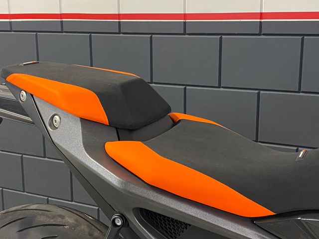 ktm - 990-duke