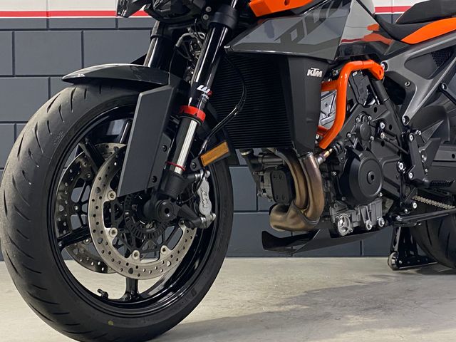 ktm - 990-duke