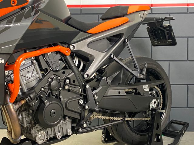 ktm - 990-duke
