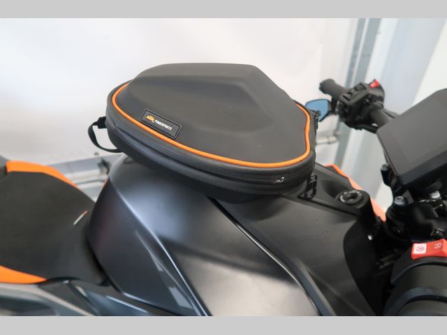 ktm - 990-duke