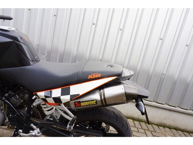 ktm - 990-super-duke