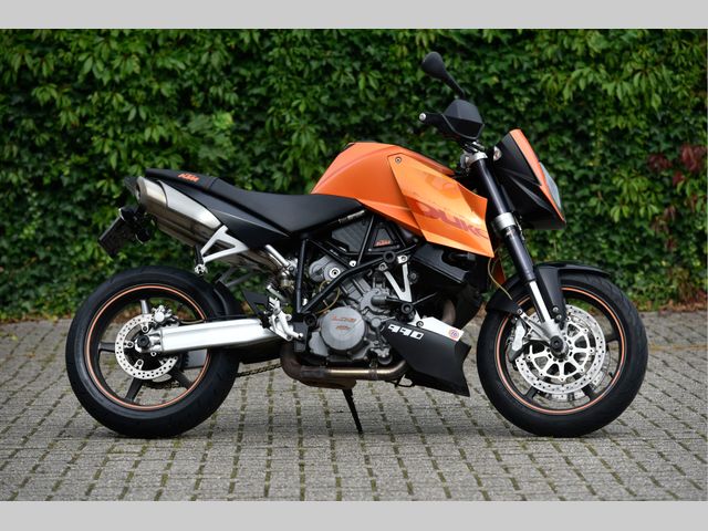 ktm - 990-super-duke