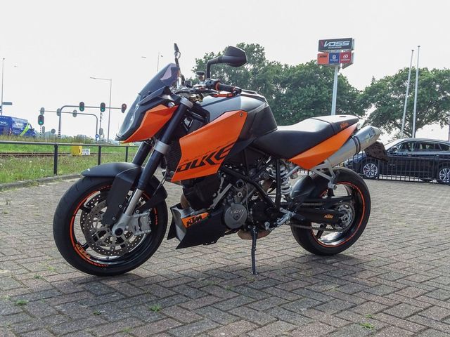 ktm - 990-super-duke