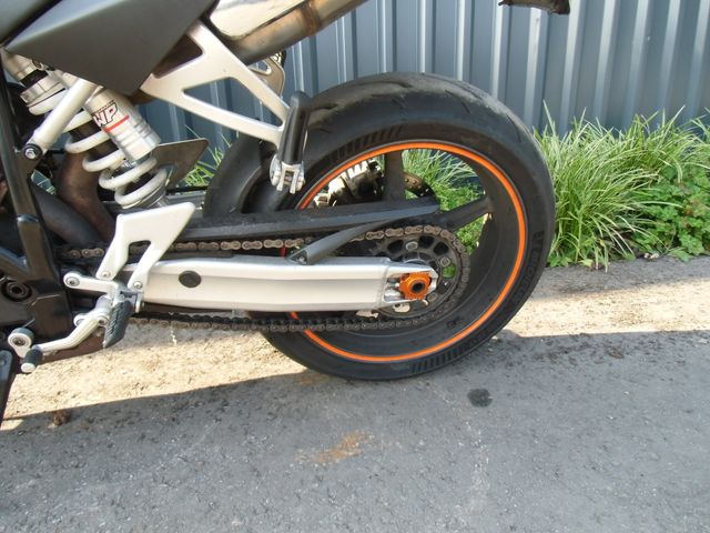 ktm - 990-super-duke