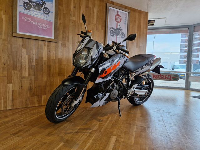 ktm - 990-super-duke