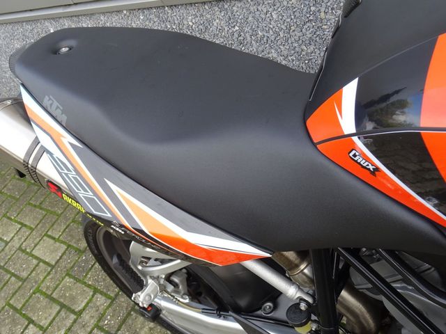 ktm - 990-super-duke